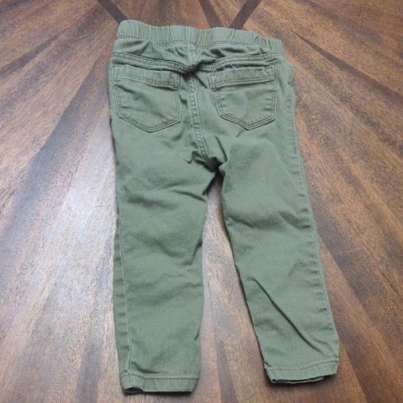 Old Navy Kids Casual Olive Pants - Picture 2 of 4